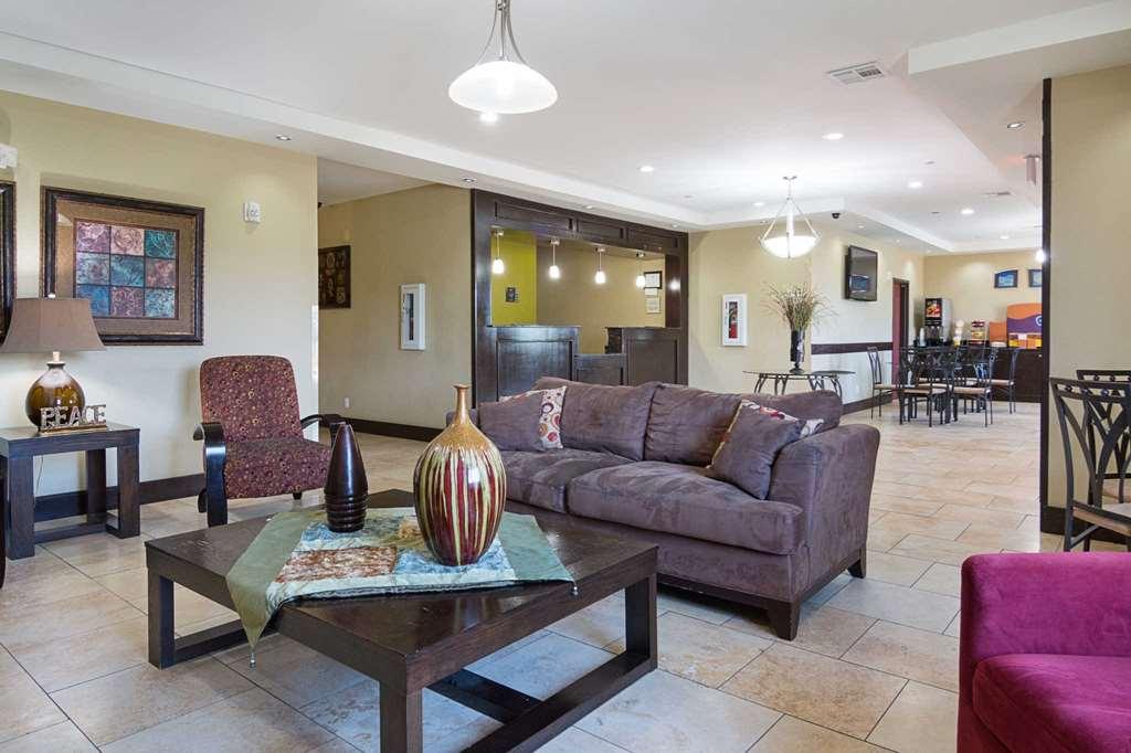Rodeway Inn & Suites Winnfield Dalaman gambar
